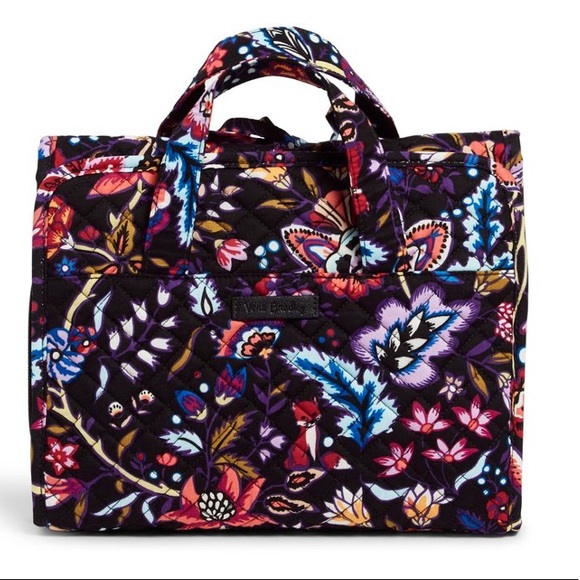 Vera Bradley Handbags - ✨HP! ✨Maroon Vera Bradley large travel makeup bag!